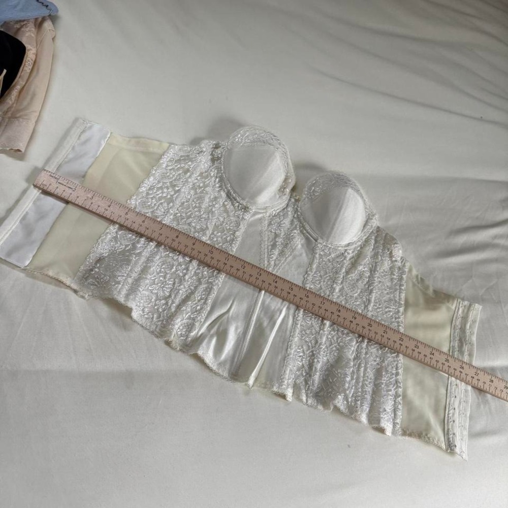 90s di‎ lorenzo white lace corset size 32b - Picture 4 of 7